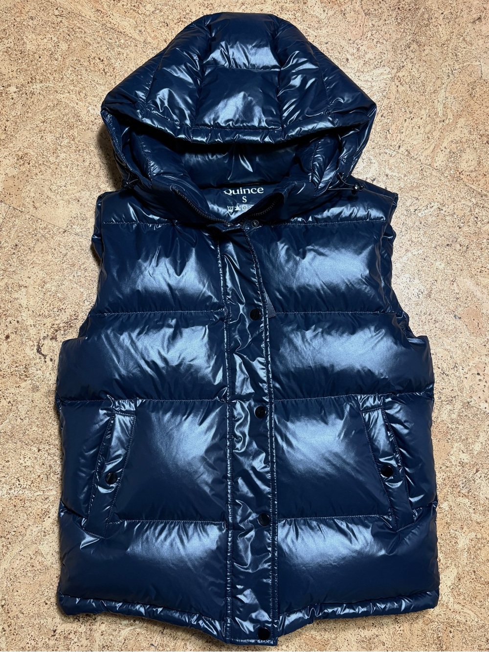 Quince Wm’s Responsible Down Puffer Vest W/ Detachable Hood In Shiny Black Sz S